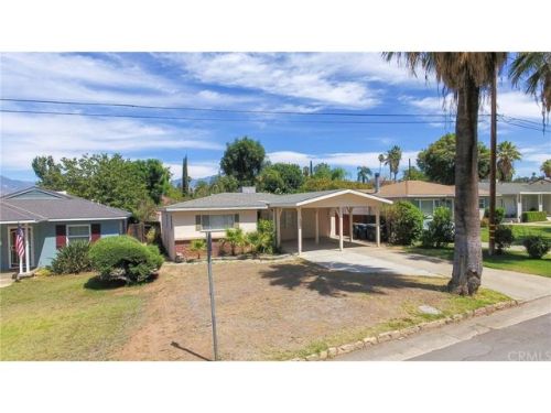 533 Roosevelt Rd, Redlands, CA 92374-5338