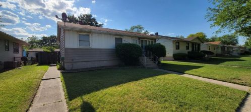 6746 Kansas Ave, Hammond, IN 46323-1733