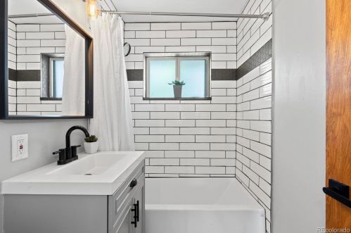 15 Dudley St, Denver CO  80226-1249 exterior
