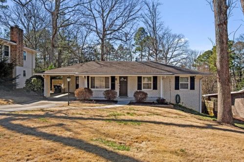 2816 Frontier Trl, Atlanta, GA 30341-5207