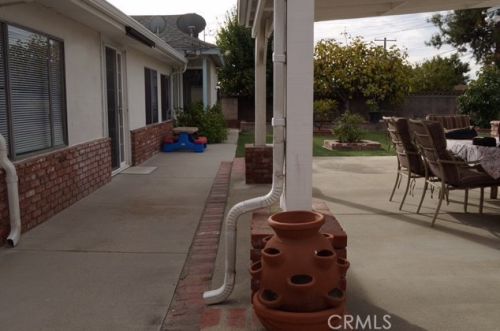 1433 San Antonio Ave, Upland CA 91786-2753 exterior