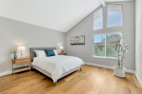 22 Delamesa, Irvine CA  92620-1838 exterior