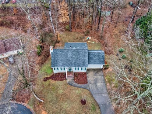 102 Dogwood Pl, Holly Springs, GA 30188-4909