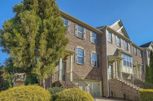 3713 Lambert Ln, Atlanta GA  30319-2164 exterior