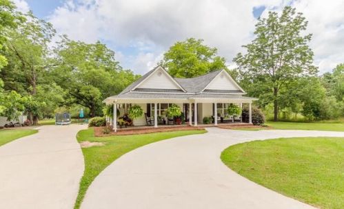 423 Goshen St, Lincolnton, GA 30817-6004