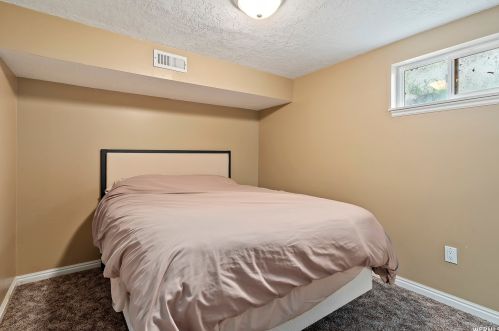 434 600, Perry UT 84302-1347 exterior