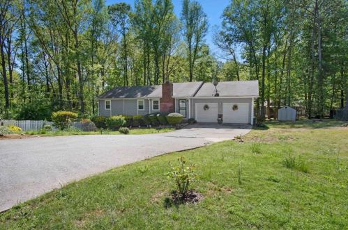 4575 Cathedral Ct, Lithonia, GA 30038-4219