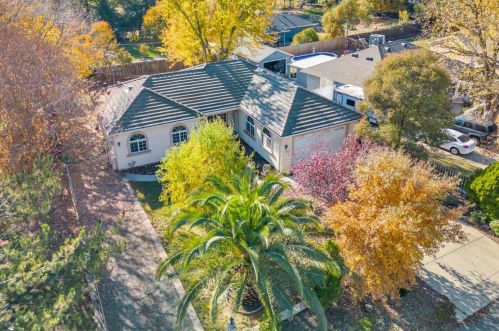 9262 Floyd Ave, Citrus Heights, CA 95662-2721