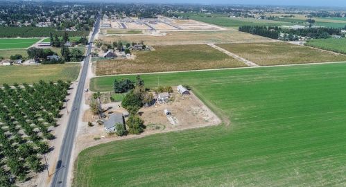 3441 Tuolumne Rd, Turlock, CA 95382-9105