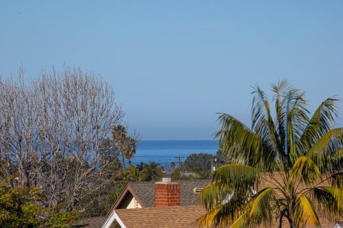1434 Kings Cross Dr, Cardiff By The Sea CA  92007-1316 exterior