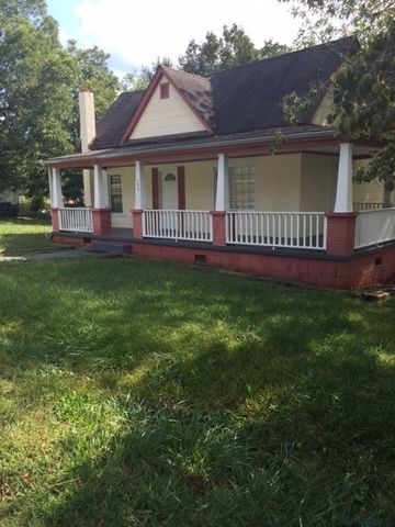 306 Barton St, Easley, SC 29640-2306