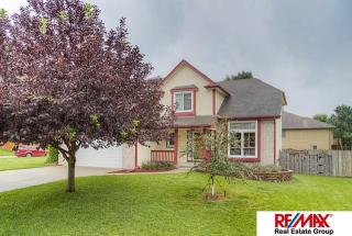 115 Eagle Ridge Dr, Omaha, NE 68133-2380