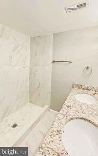 1002 Kerwin Rd, Silver Spring MD  20901-1865 exterior