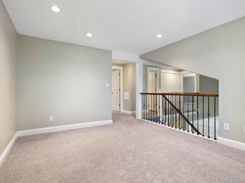 7462 Monaco St, Englewood CO  80112-1302 exterior