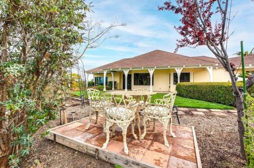 2310 Littler Ln, Oceanside, CA 92056-3713