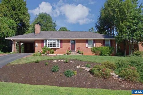 1705 Galloway Dr, Charlottesville, VA 22901-3121