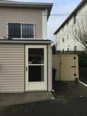 3223 18th Ave, Seattle WA  98144-6413 exterior