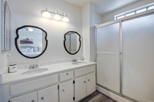 5385 Gooseberry Way, Oceanside CA  92057-4633 exterior