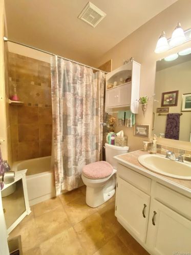 1830 Quintero Way, Aurora CO 80017-5246 exterior