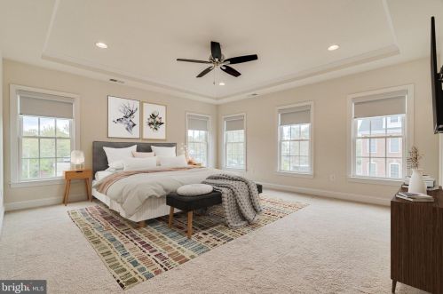 7892 Carbondale Way, Springfield VA  22153 exterior