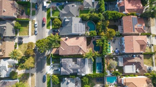 4719 Tobias Ave, Van Nuys CA  91403-2826 exterior