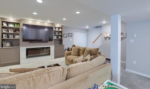 1518 Sunset Ave, Lancaster PA  17601-4328 exterior