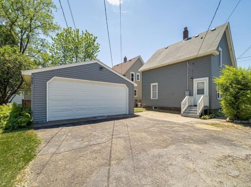 464 Earl St, Saint Paul MN  55106-5632 exterior