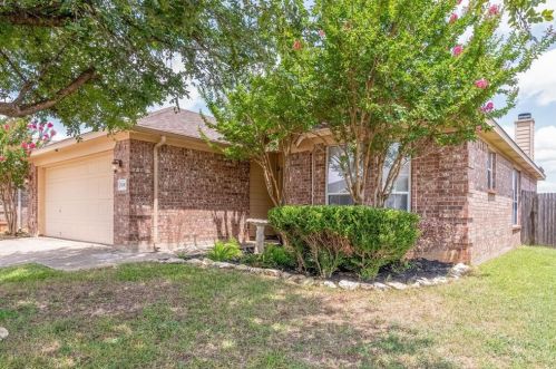 7241 Decoy Ln, Fort Worth, TX 76120-1641