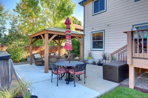 1515 Richfield Way, Denver CO  80017-5273 exterior