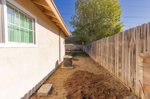 8476 Colorado Ave, Riverside CA  92504-2303 exterior