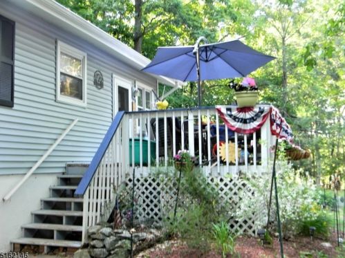 25 Summit Cir, Wantage, NJ 07461-4706