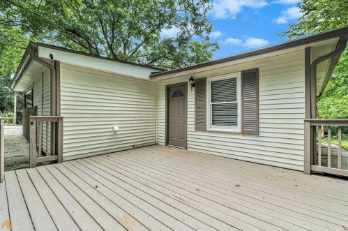 2843 Mango Cir, Atlanta GA  30318-3836 exterior