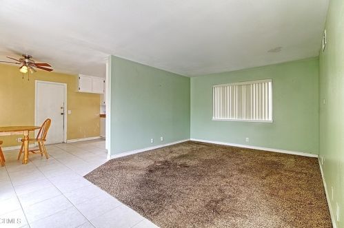 1010 Evanston Pl, Oxnard, CA 93033-5530