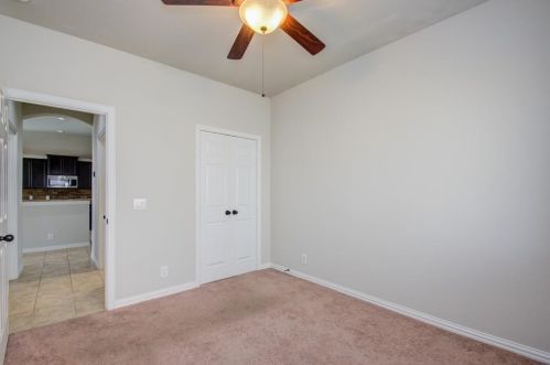 5611 Jay Thrush Dr, Richmond TX 77407 exterior