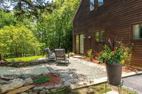 222 Roller Coaster Rd, Barrington, NH 03884-6665