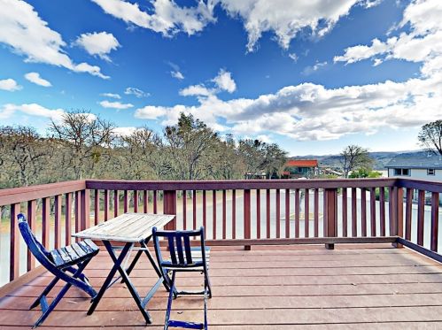 2531 Anchor Cir, Lake Nacimiento, CA 93426-9634