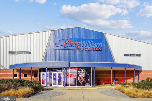 13015 Montpelier Ct, Woodbridge VA  22192-3356 exterior