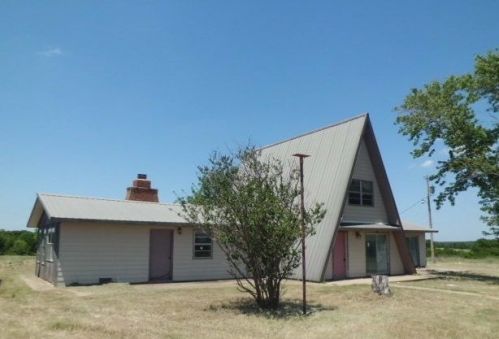 5999 Arco Rd, Healdton, OK 73438-4017