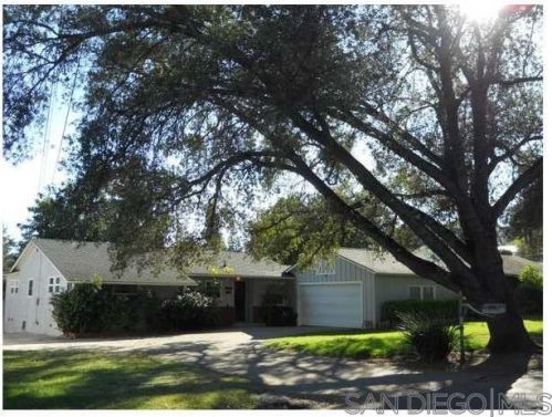 1237 Manor Dr, El Cajon, CA 92021-3311