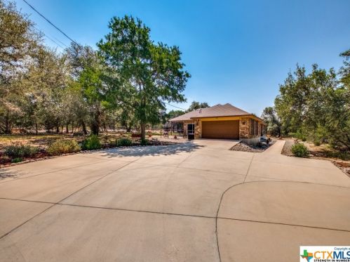 248 Mystic Breeze, Spring Branch TX 78070-5076 exterior