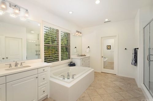 57 Crestwick, Irvine CA  92620-7306 exterior