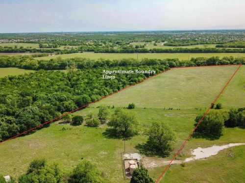 8959 Hilltop Rd, Argyle TX 76226-5012 exterior