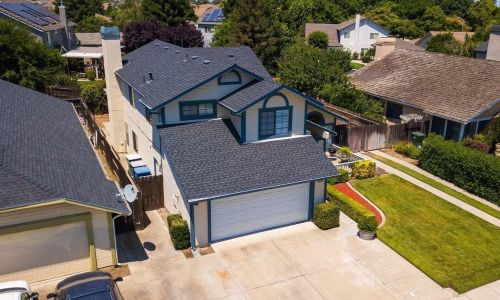 1065 Eleanor Ln, Manteca, CA 95337-9645