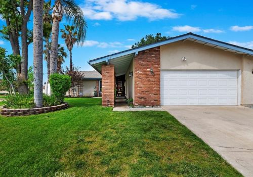 10331 Palmento Dr, Riverside CA  92505-1550 exterior