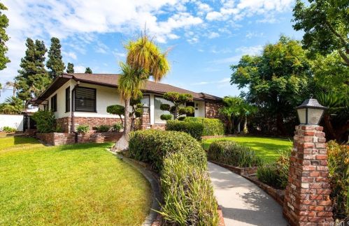 5502 Westmont Rd, Whittier, CA 90601-2645