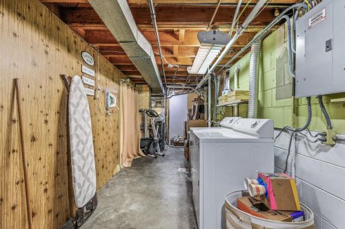 2814 Dellwood Ave, Saint Paul MN  55113-1827 exterior