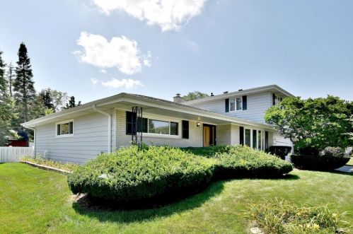 473 Kinkaid Ct, Des Plaines, IL 60016-5819