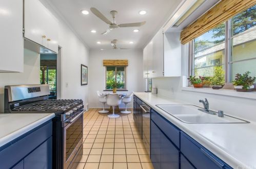 828 Campus Ave, Redlands CA  92374-3613 exterior