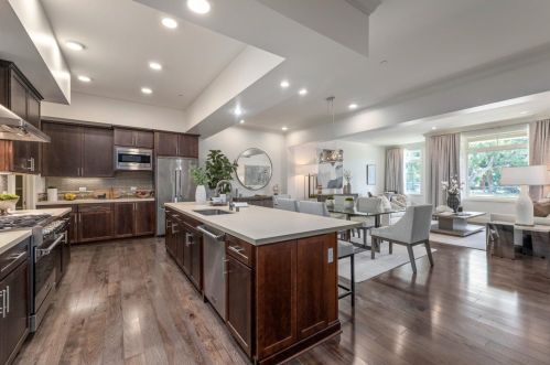 100 1st St, Los Altos, CA 94022-2726