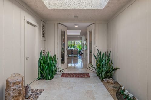 8 Cornell Dr, Rancho Mirage, CA 92270-3630